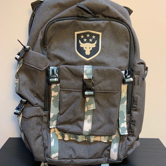 New Under Armour The Rock USDNA Camo Backpack - Picture 2 of 8